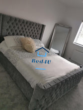 Load image into Gallery viewer, Shaf Bed with Curved Footboard