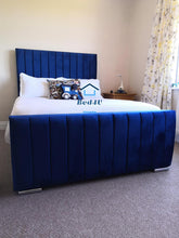 Load image into Gallery viewer, Saphire Plush Velvet