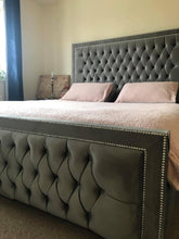 Load image into Gallery viewer, Hilton Bed