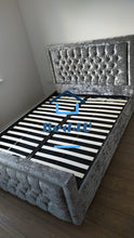 Load image into Gallery viewer, Hilton Bed