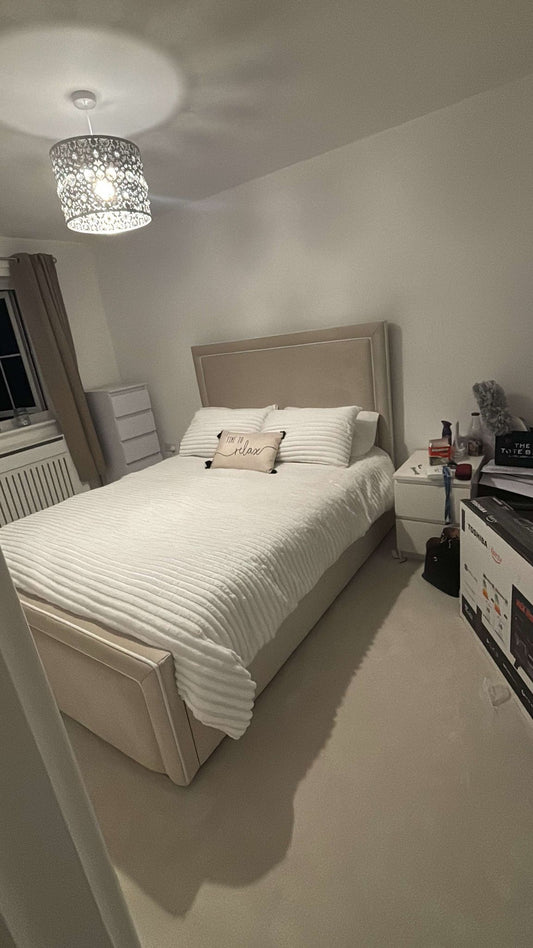 STRIP BED