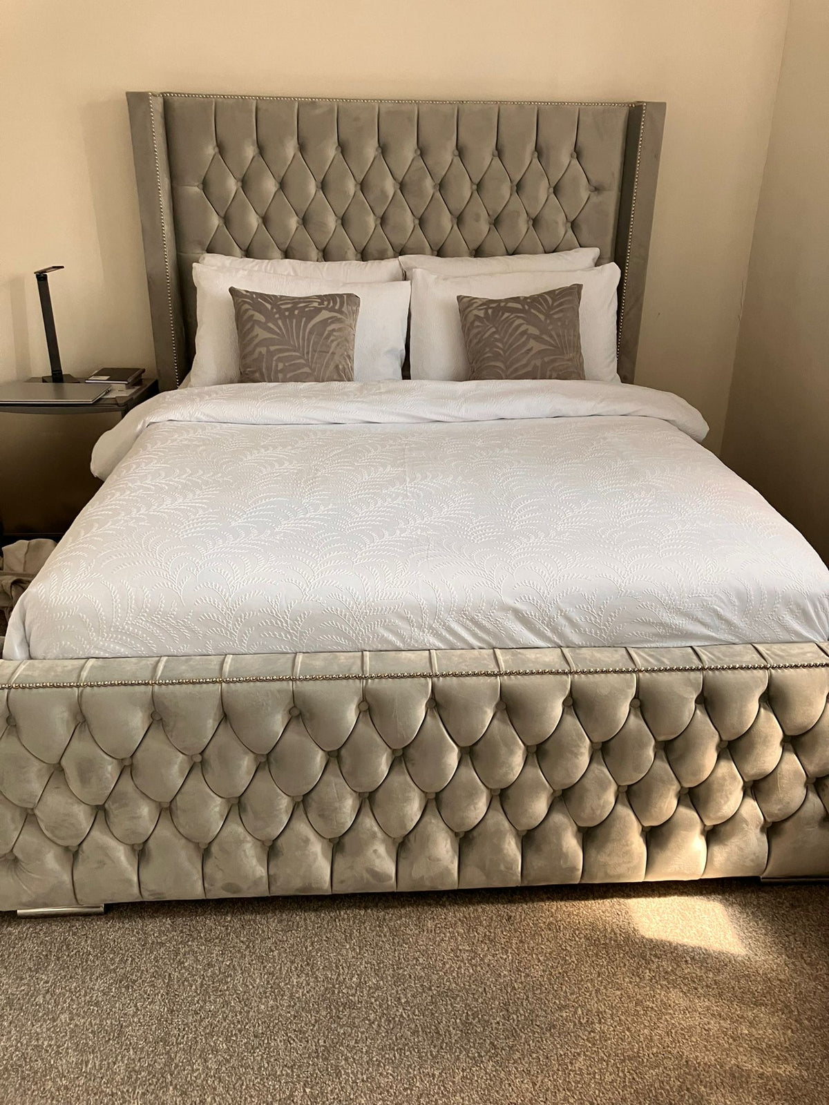 Shaf Bed with Curved Footboard