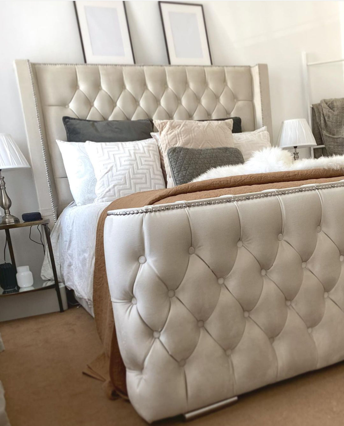 Shaf Bed with Curved Footboard